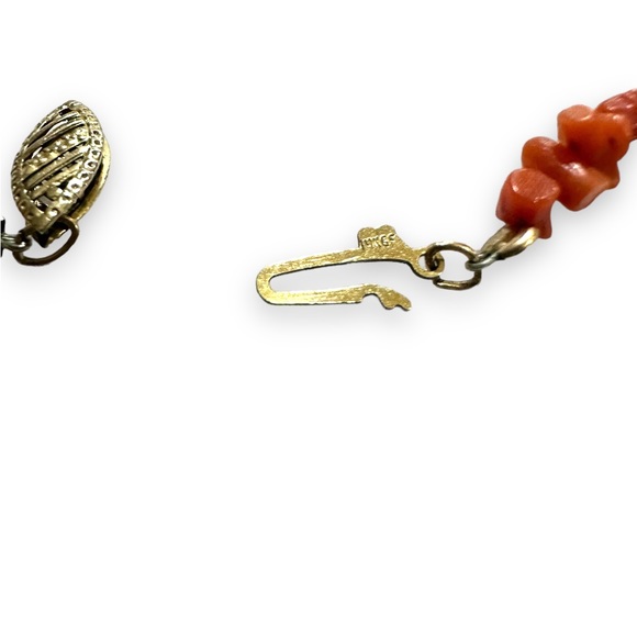 Vintage Branch/Chip Coral Necklace 14KTGF Clasp 18” - Picture 7 of 7